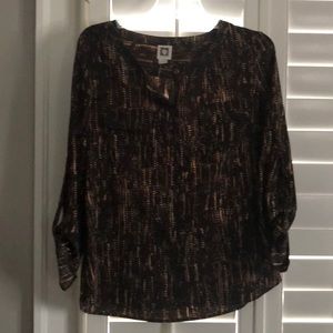 Anne Klein women’s medium blouse in black, brown and tan